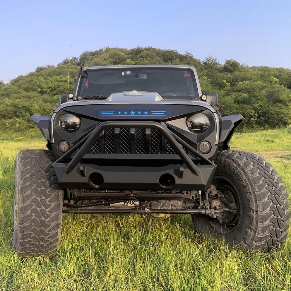 Parrilla American Modified Gladiator en Negro Mate con Luces Estelares Azules - Jeep Wrangler JK (2007-2018)