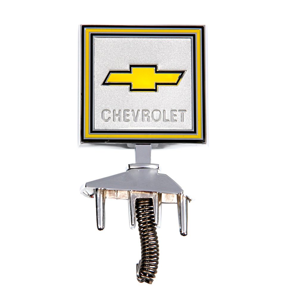 Emblema de Cofre con Logotipo Bowtie y Script — Chevrolet C10 (1977-1980)