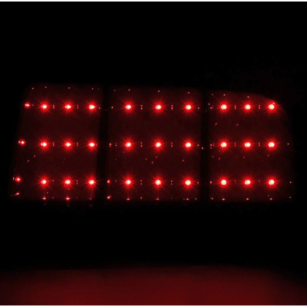 Par de Calaveras LED Negras con Mica Ahumada y Direccionales Secuenciales para Mustang 2005–2009