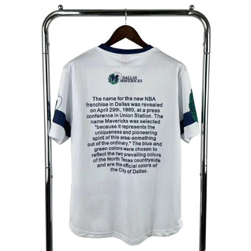 Mitchell & Ness Dallas Mavericks Hardwood Classics Vintage Team Origins Premium T-Shirt BNWT