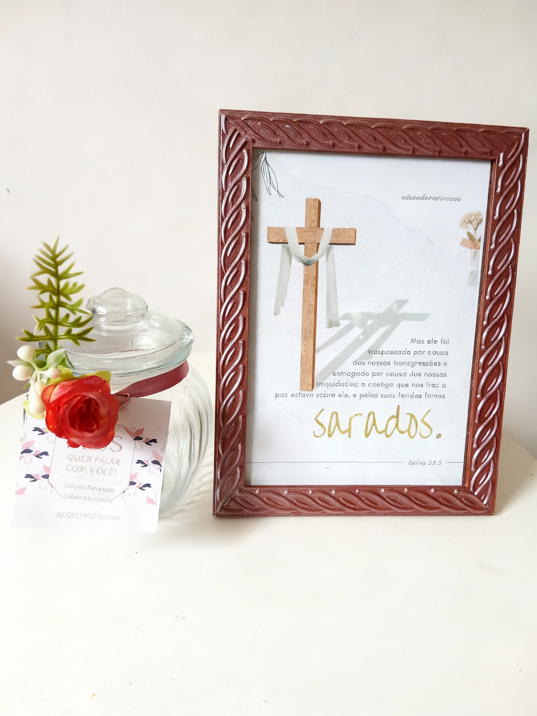 Quadro decorativo com mensagem cristã