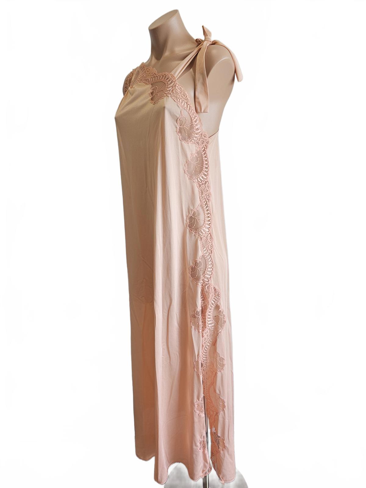 Vintage peach lace nightgown dress Gafer Italy