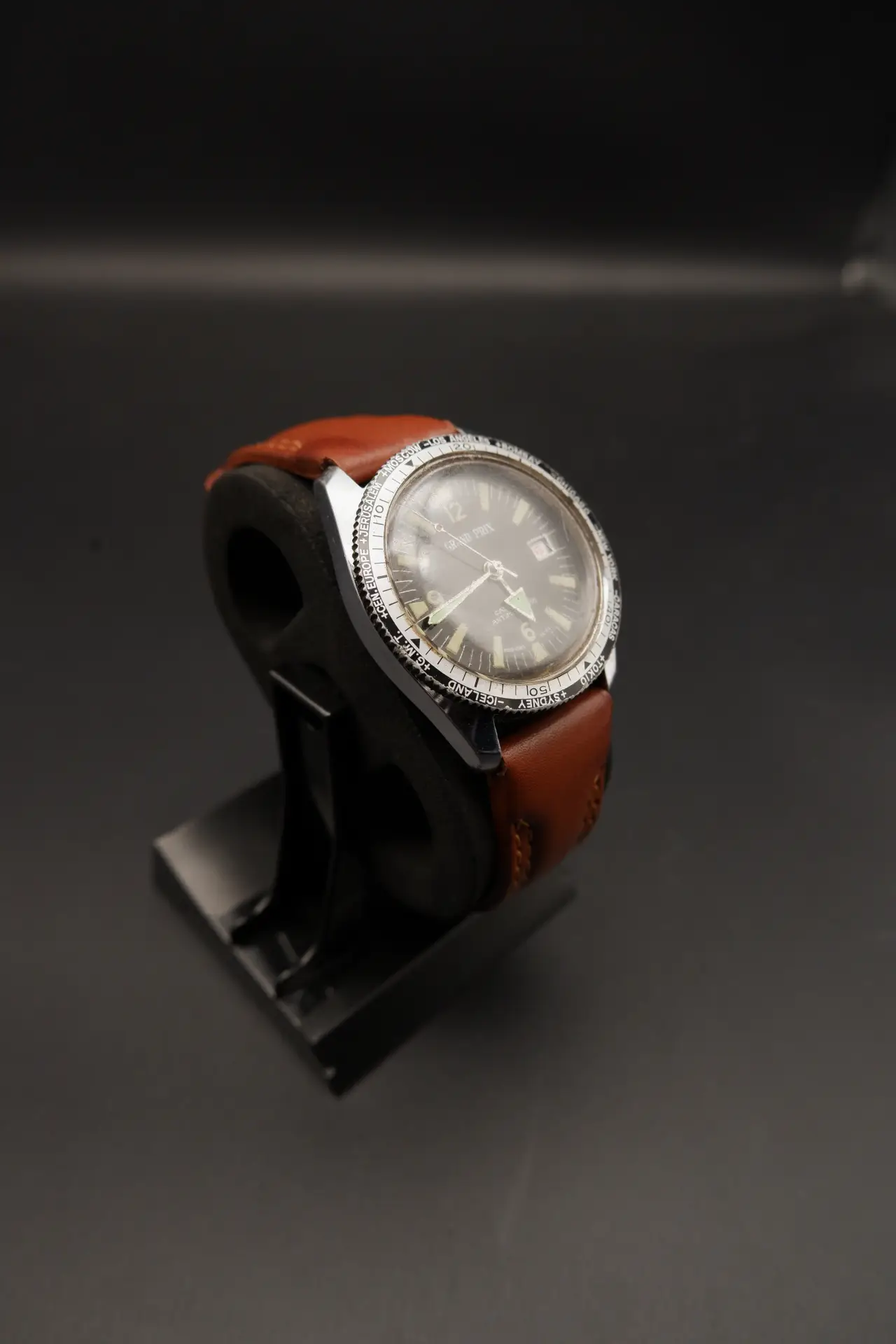 Grand Prix World Time Skin Diver - Black Dial (Late 1960s)