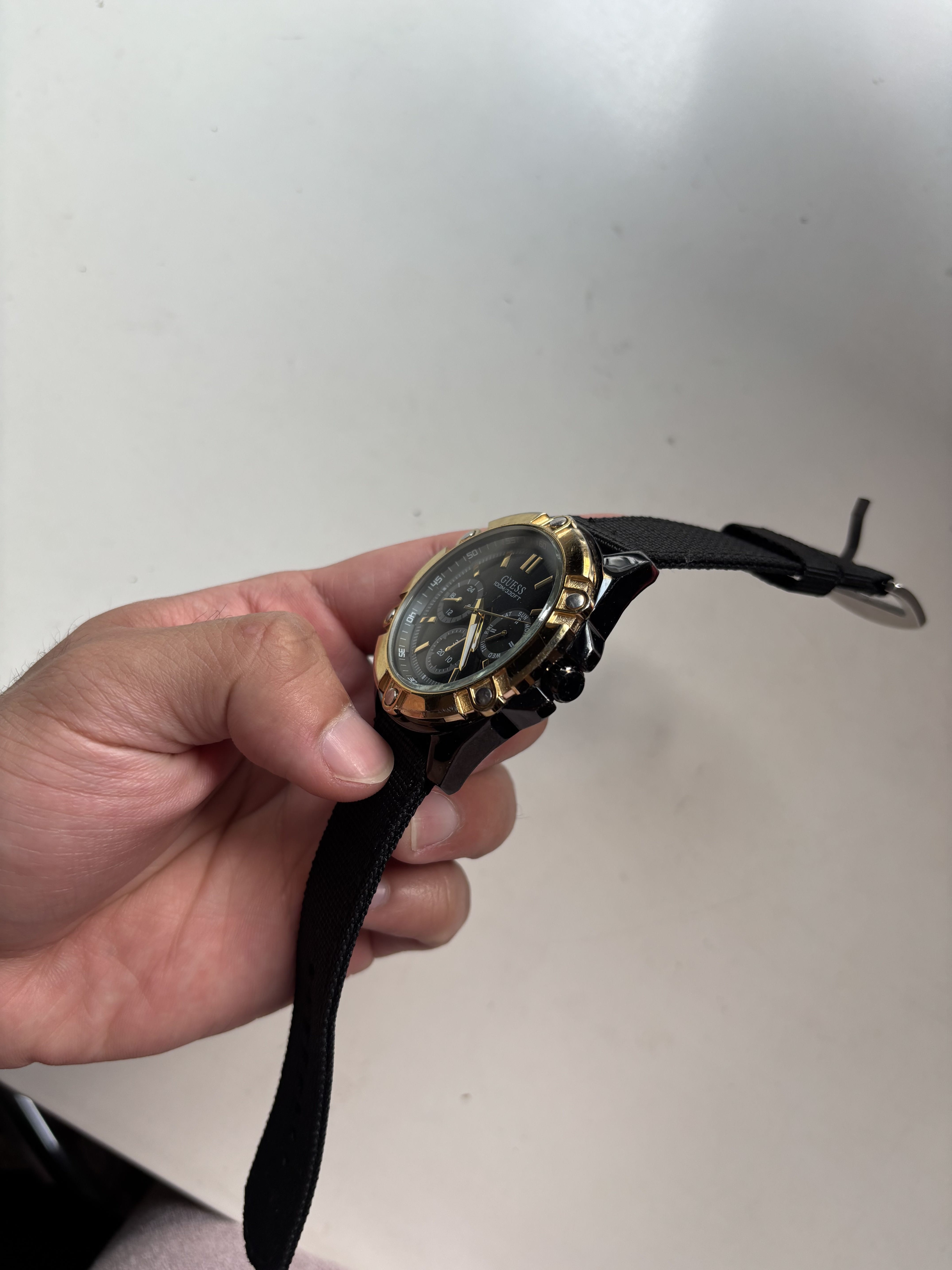 Guess Bolt (W1302G2)