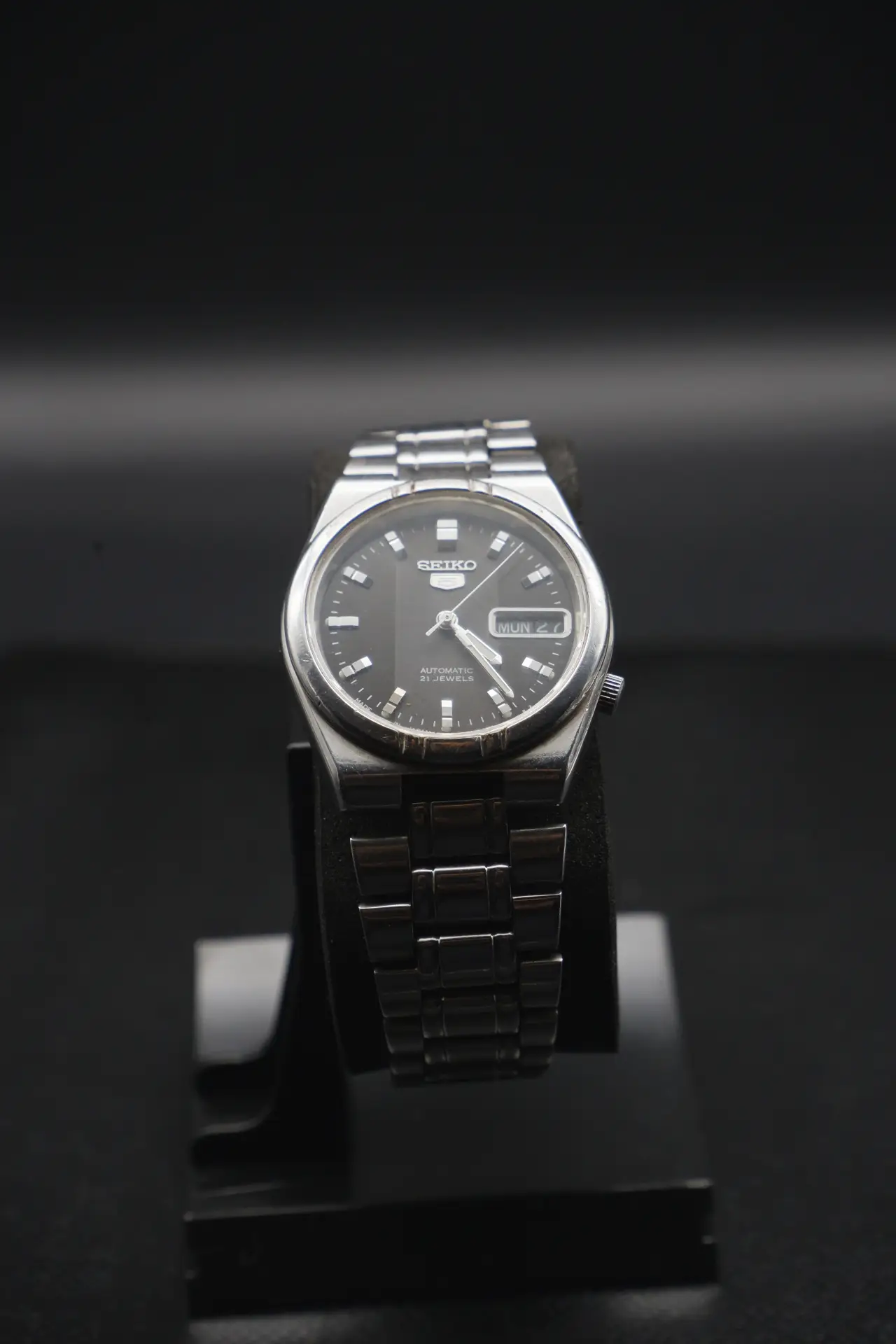 Seiko 7S26 Automatic - Black Dial (7S26-01H0, 1980s)