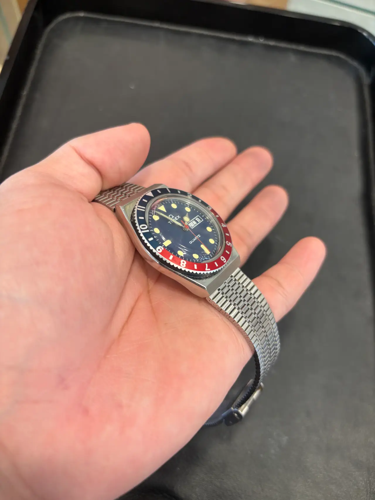 Timex Q Men 38mm - Pepsi Dial (1979 Reissue)