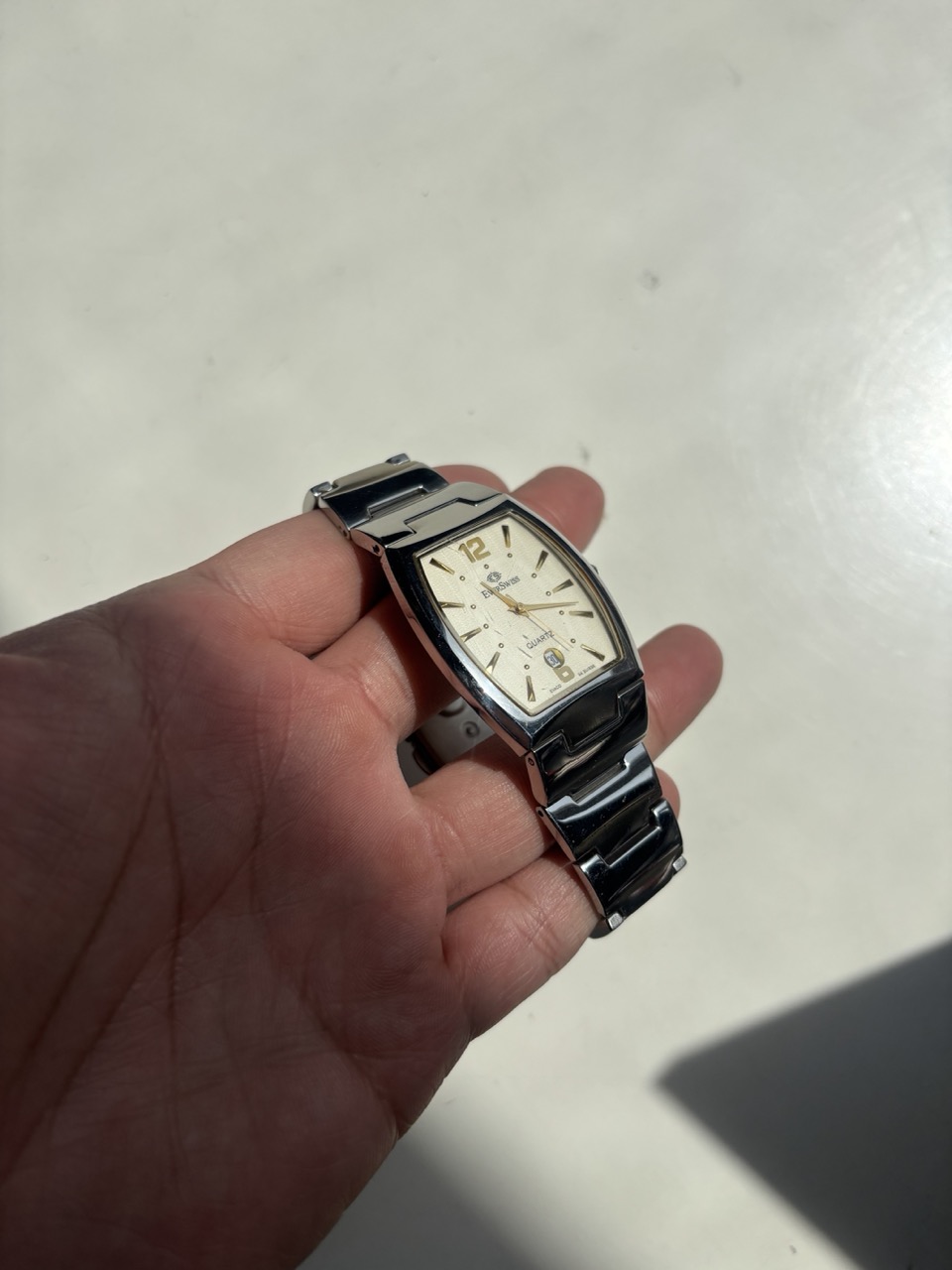 Everswiss Quartz Tonneau - Cream/Steel