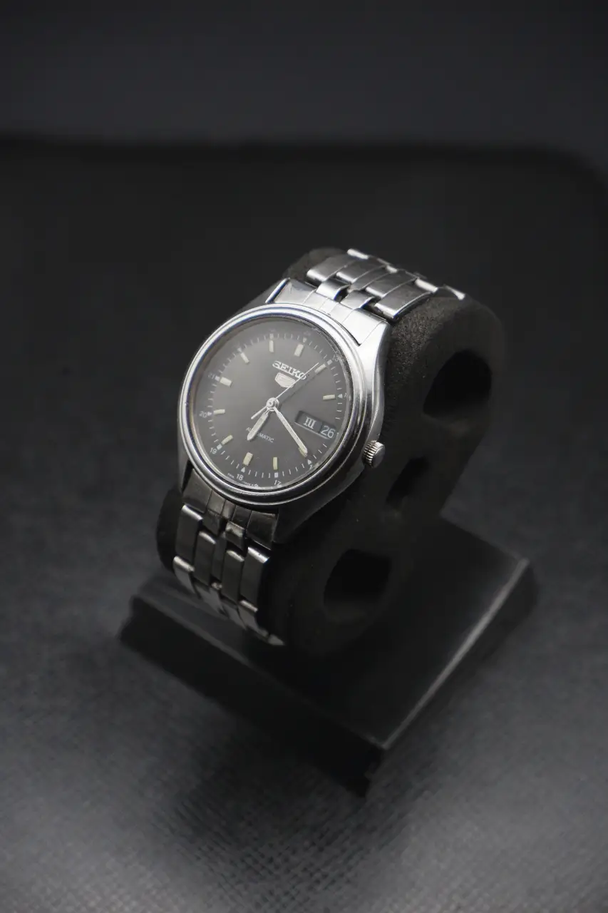 Seiko 6309-7320 GMT Automatic - Black Dial (6309-7320, 1975)