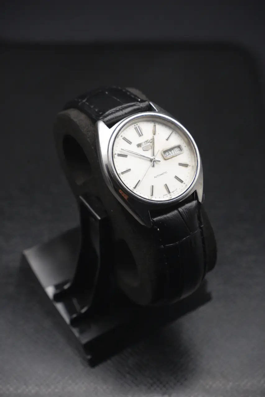 Seiko 5 Automatic - White Dial (555302, 1970s)