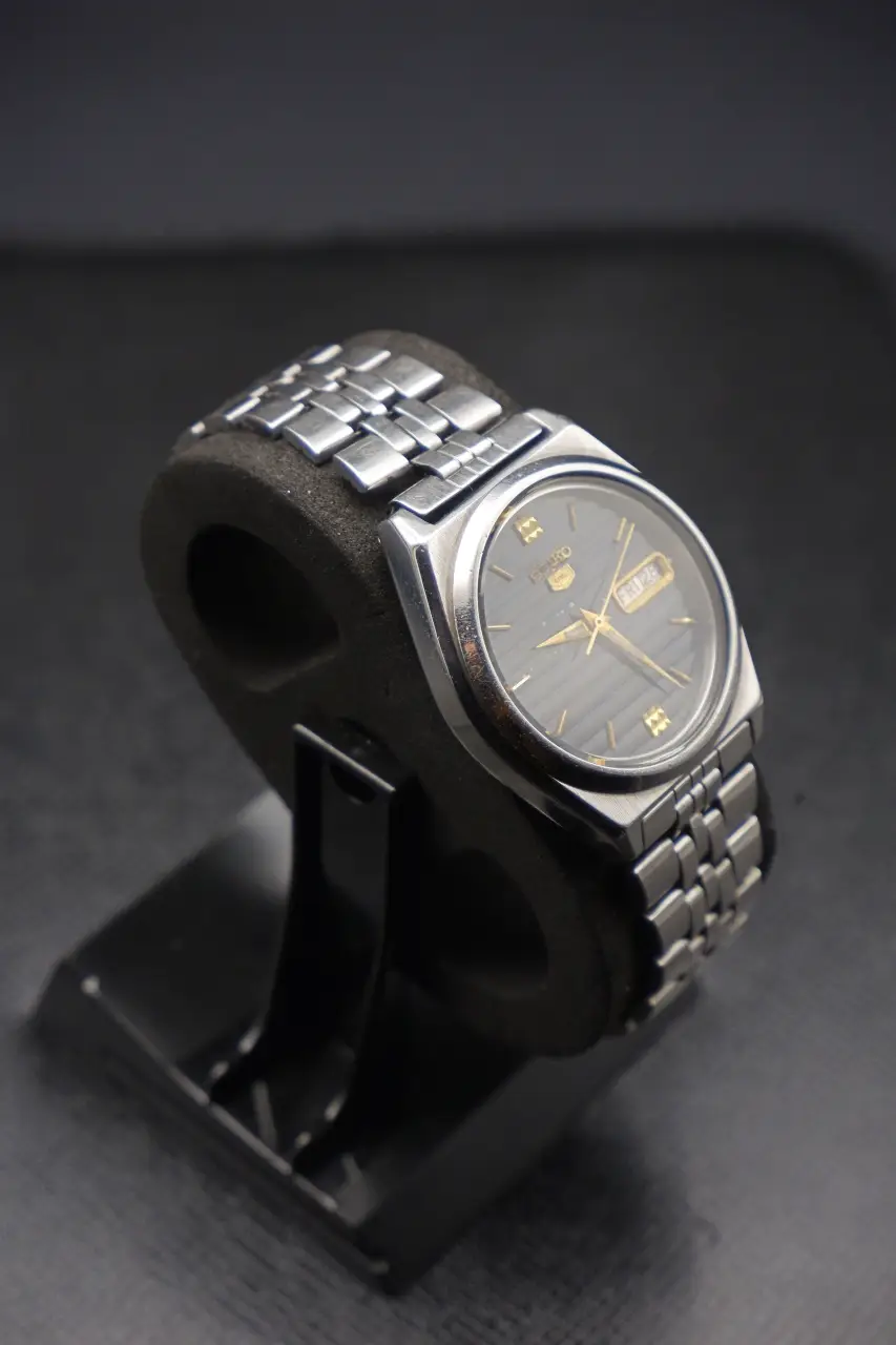 Seiko 5 Automatic JDM - Navy Textured Dial (c. 1970s-80s)