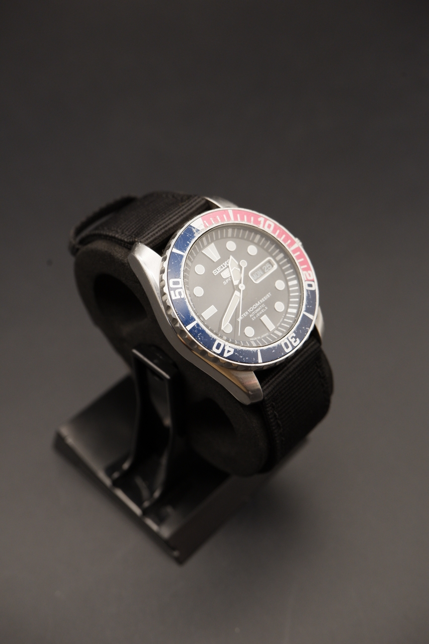 Seiko 5 Sports Sea Urchin Black Dial (SNZF15, 7S36-03C0)