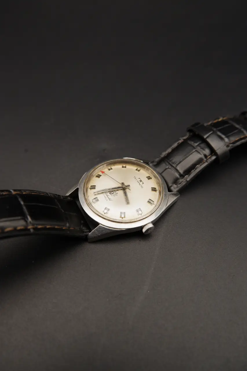 Technos Manual Wind - Platina Dial (10447, 1960s)