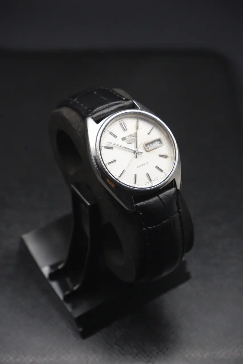 Seiko 5 Automatic - White Dial (555302, 1970s)