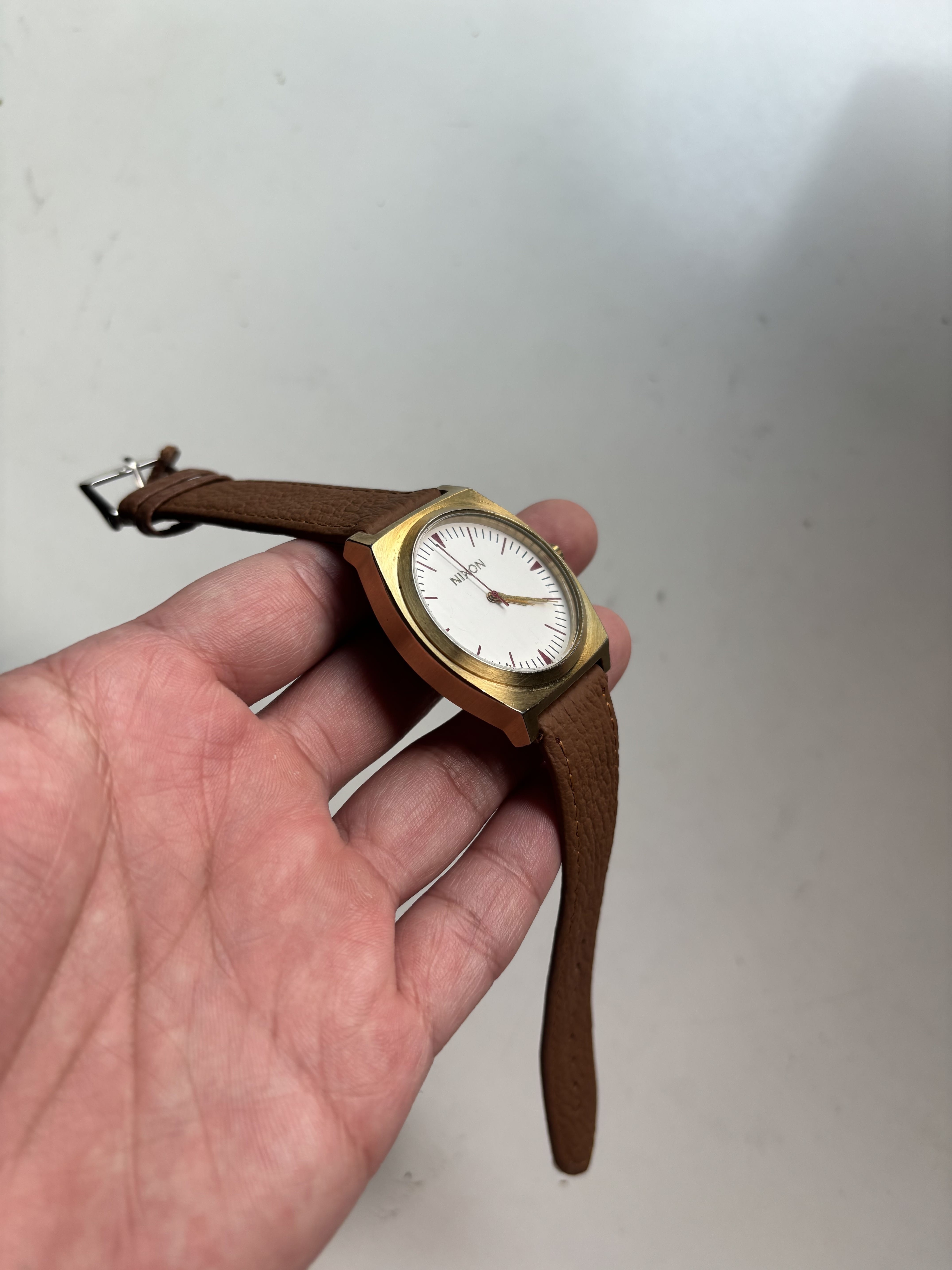 Nixon Time Teller Leather (Light Gold / White Sunray)