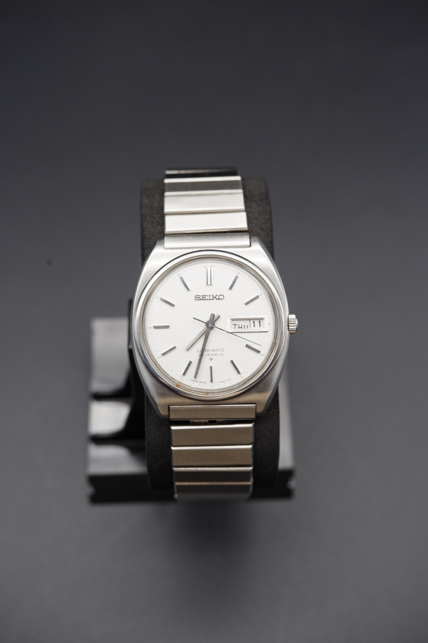 Seiko Lord Matic - White Sunburst Dial (5606-7050, 1970s)
