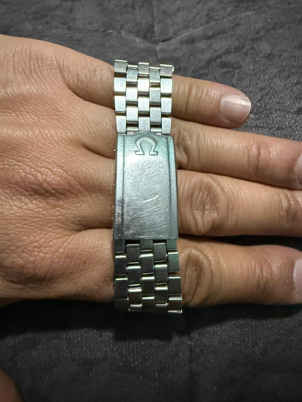 Omega Seamaster Quartz - Silver (Ref. 196.0035, Cal. 1342, c. Late 1970s)