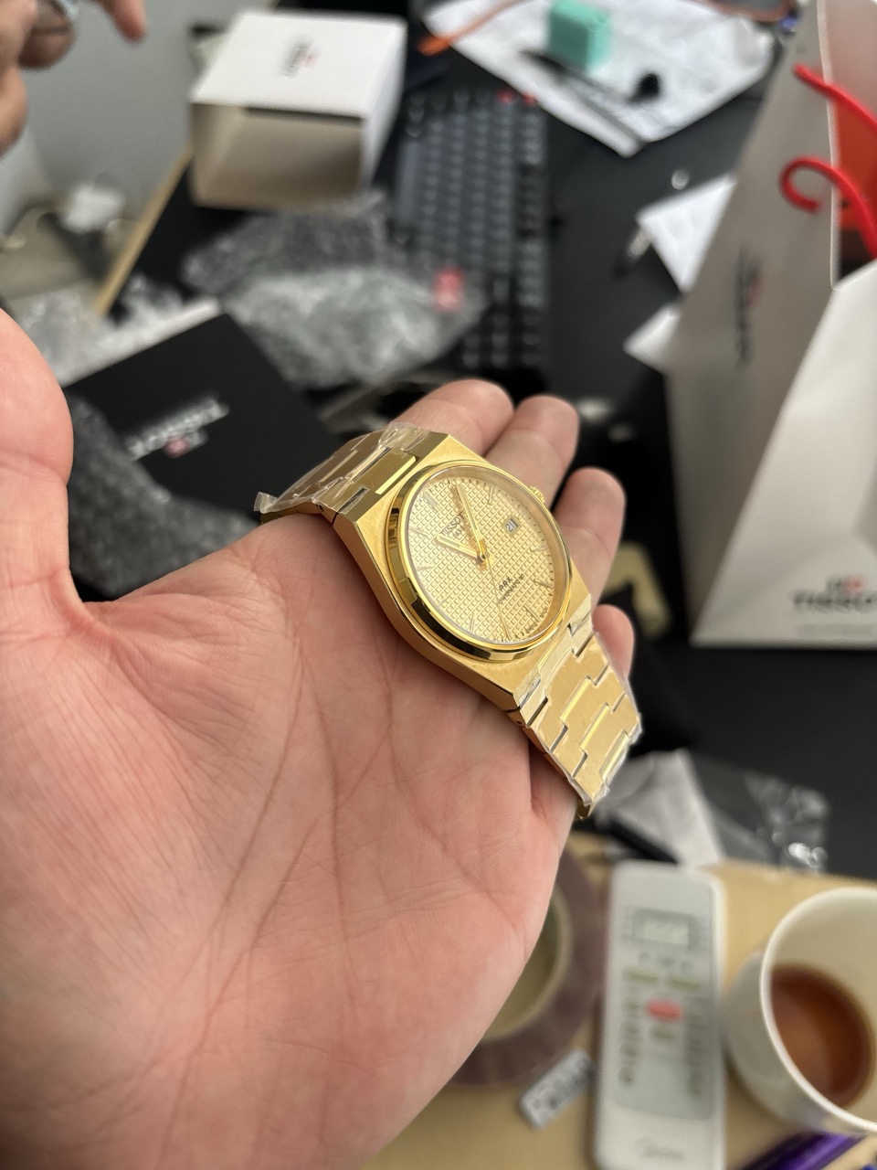 Tissot PRX Powermatic 80 - Full Gold (T137.407.33.021.00)