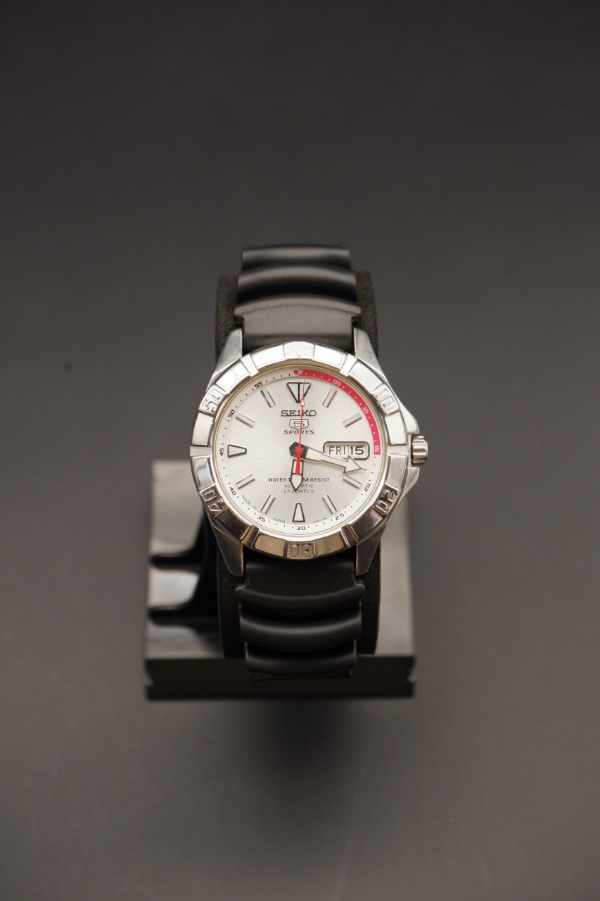 Seiko 5 Sports - White Dial, Rotating Bezel (7S36-01Z0, 1990s)