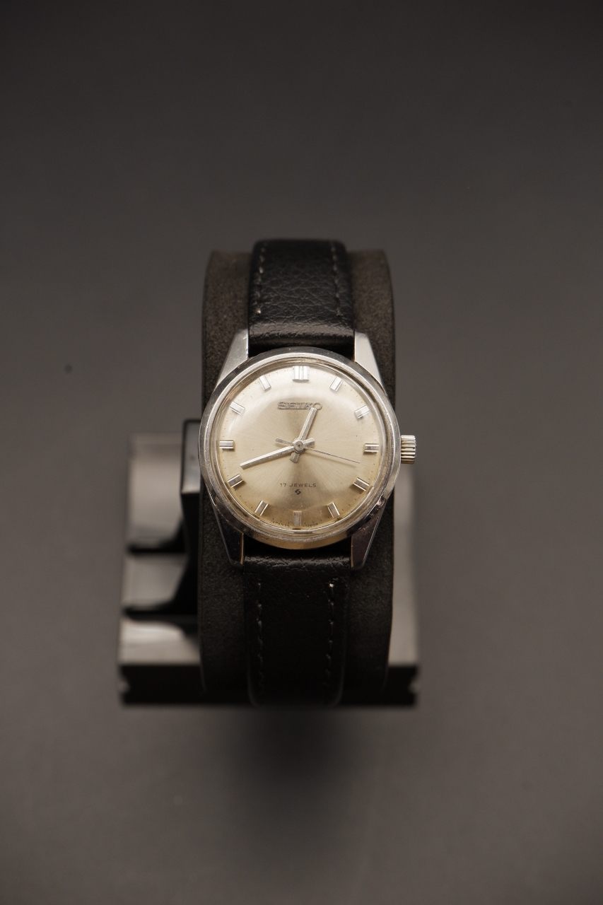 Seiko 66-7970 Manual Wind Silver Dial (1972)