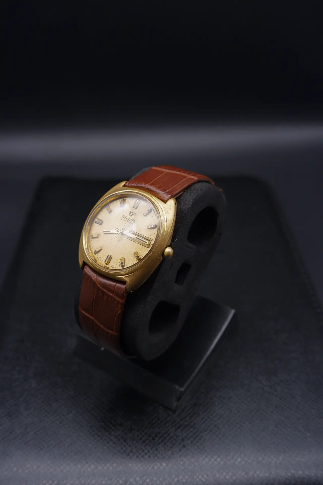 Nivada Grenchen F77 Automatic 1970s Design