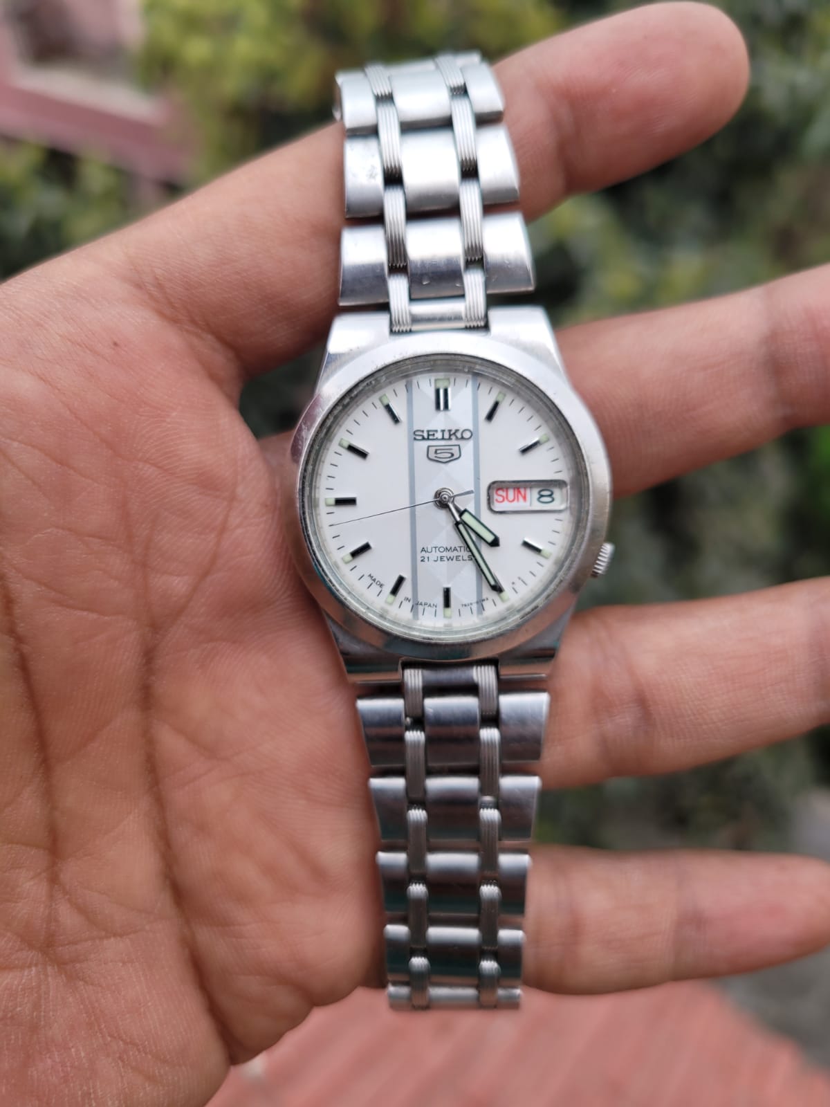 Seiko 5 Automatic 21 Jewels - White Geometric Motif JDM