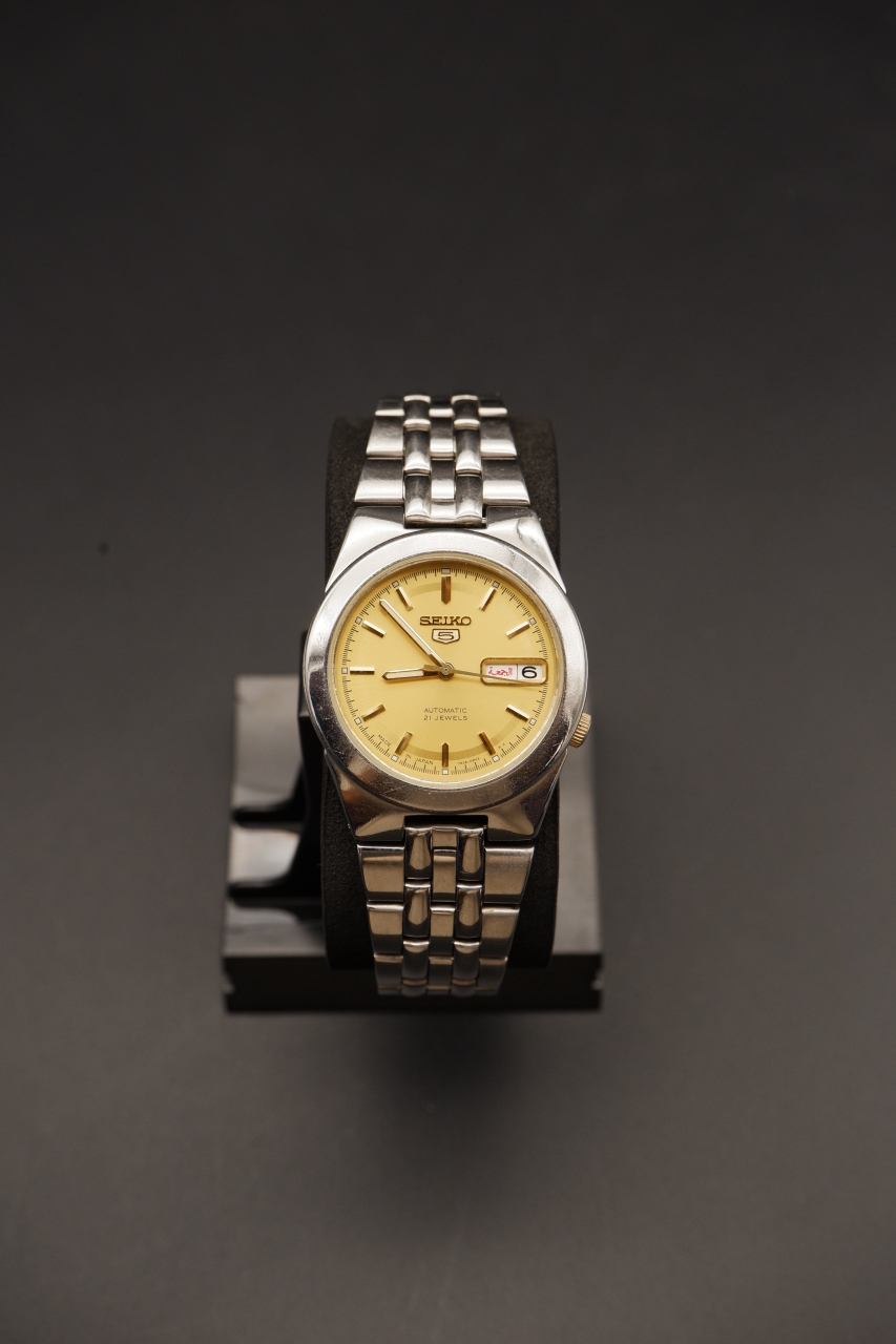 Seiko 5 - Gold Dial (7S36-8180, April 1997)