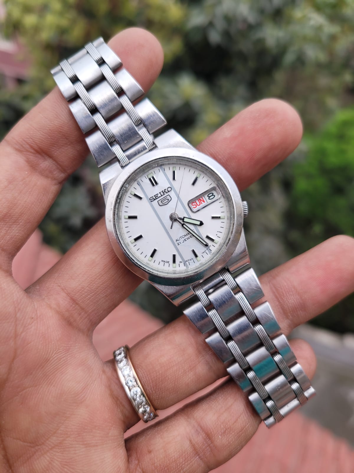 Seiko 5 Automatic 21 Jewels - White Geometric Motif JDM