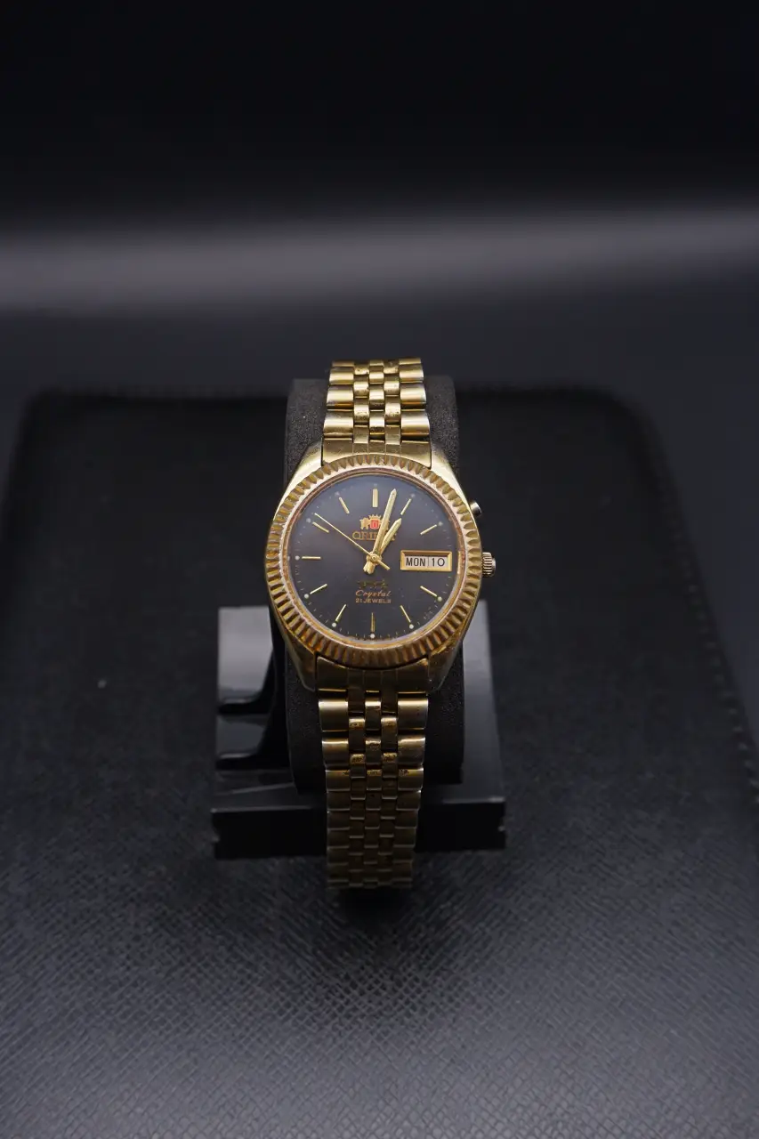 Orient Three Star Crystal - Navy/Gold (c. 1970s-80s)