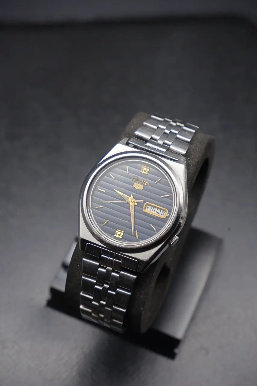 Seiko 5 Automatic JDM - Navy Textured Dial (c. 1970s-80s)