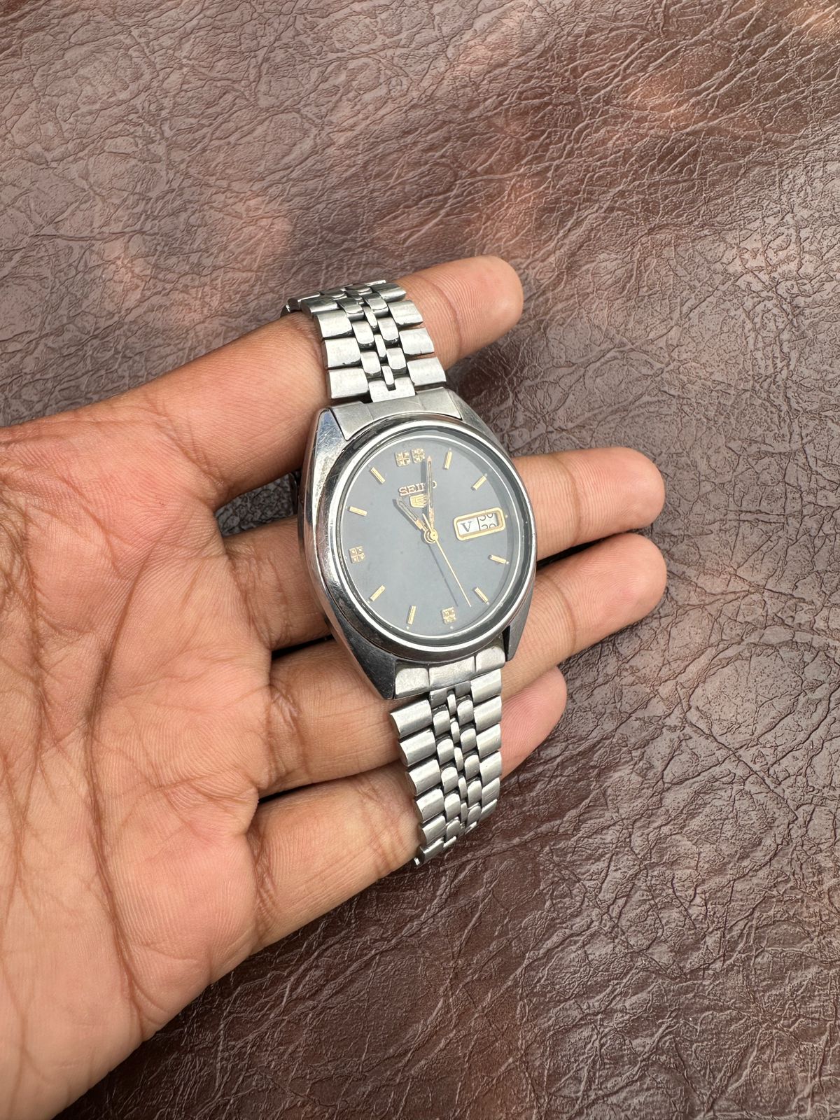 Seiko 5 Day-Date (7009-3040, 1980s)