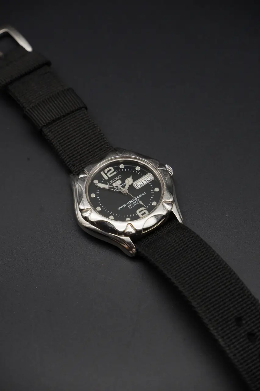 Seiko 5 Sports Automatic SNZE81J2