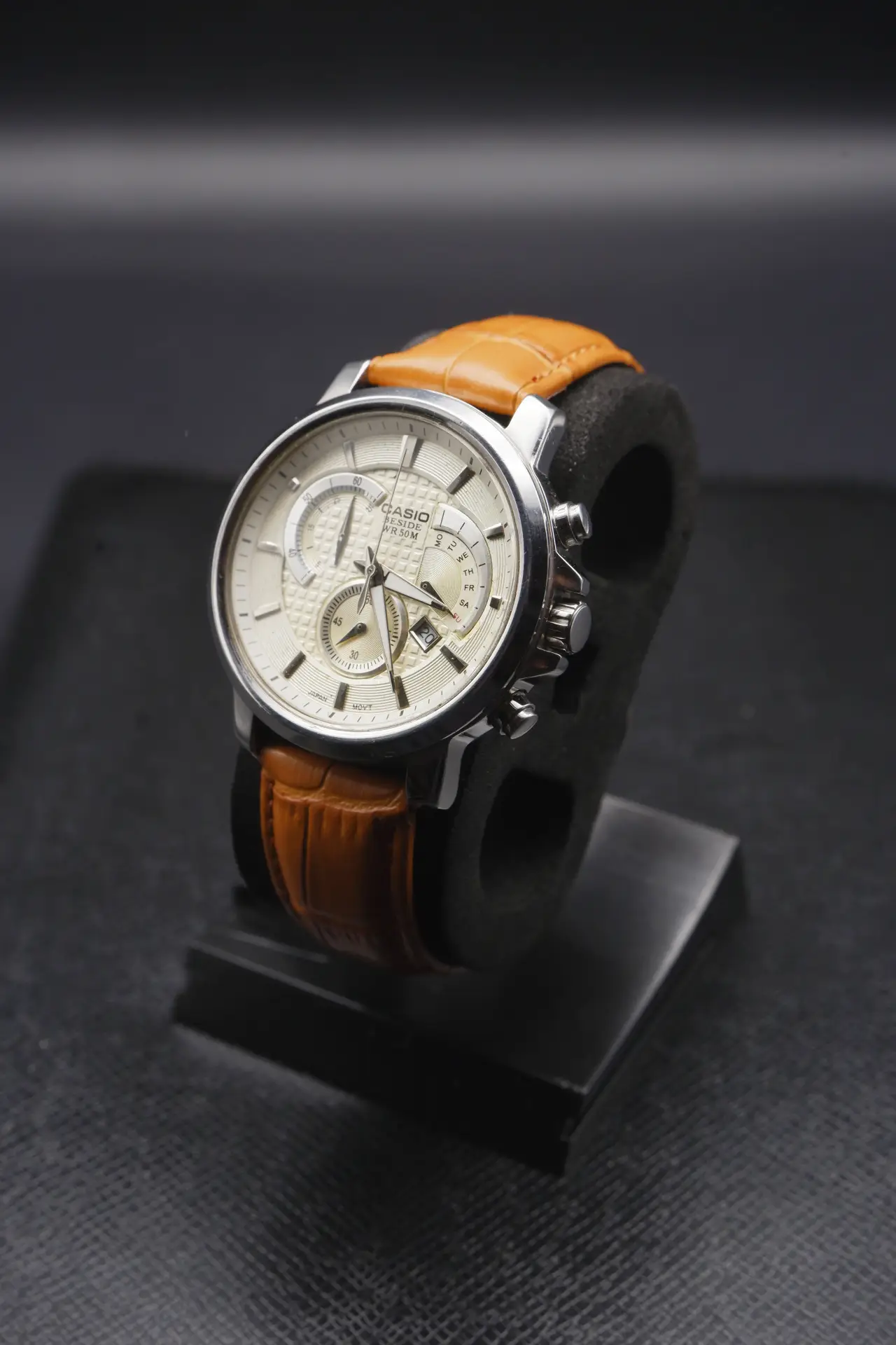 Casio Edifice Chronograph - Cream Dial (BEM-506, 2010s)