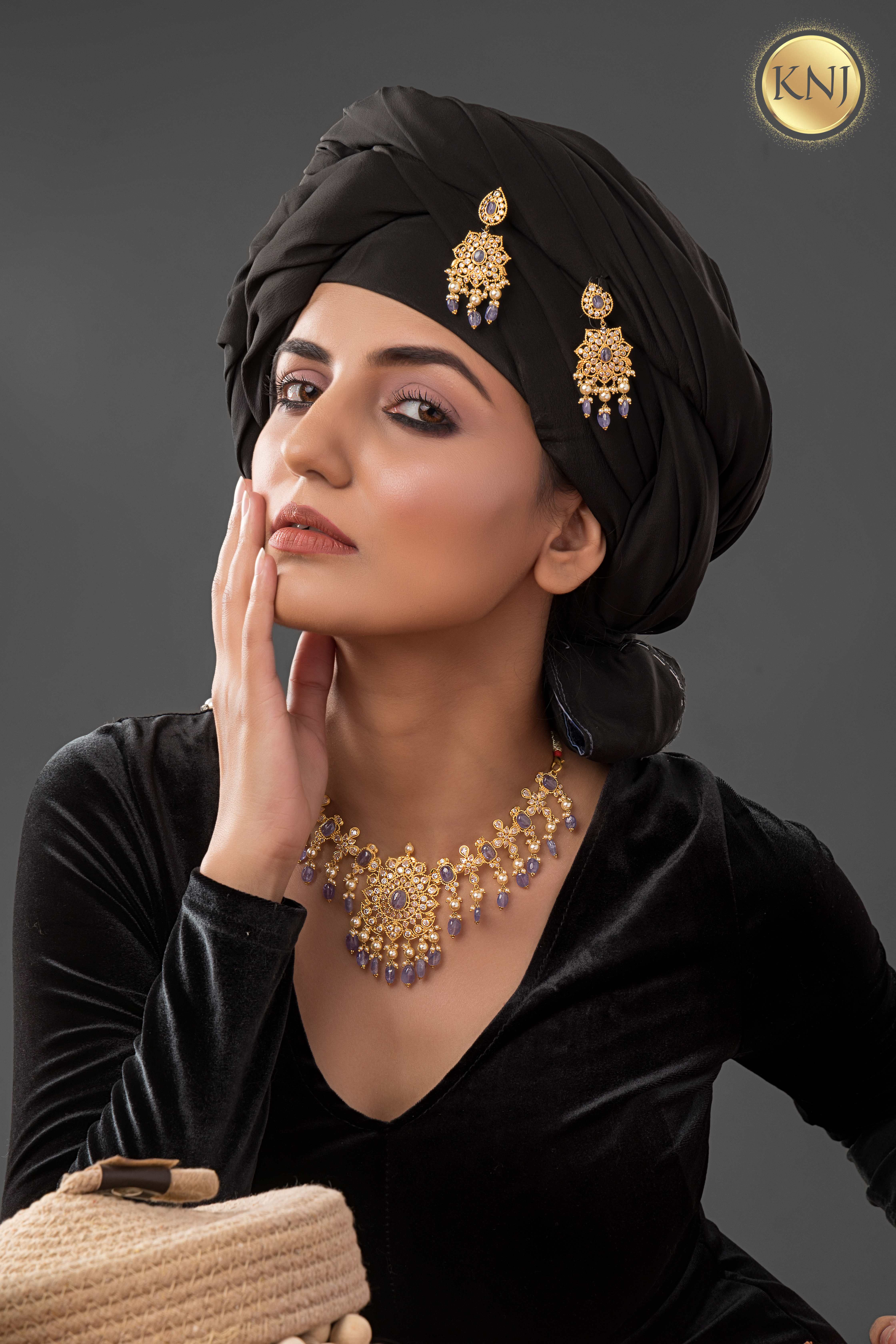 Elegant Light weight Gold Jewelry Set