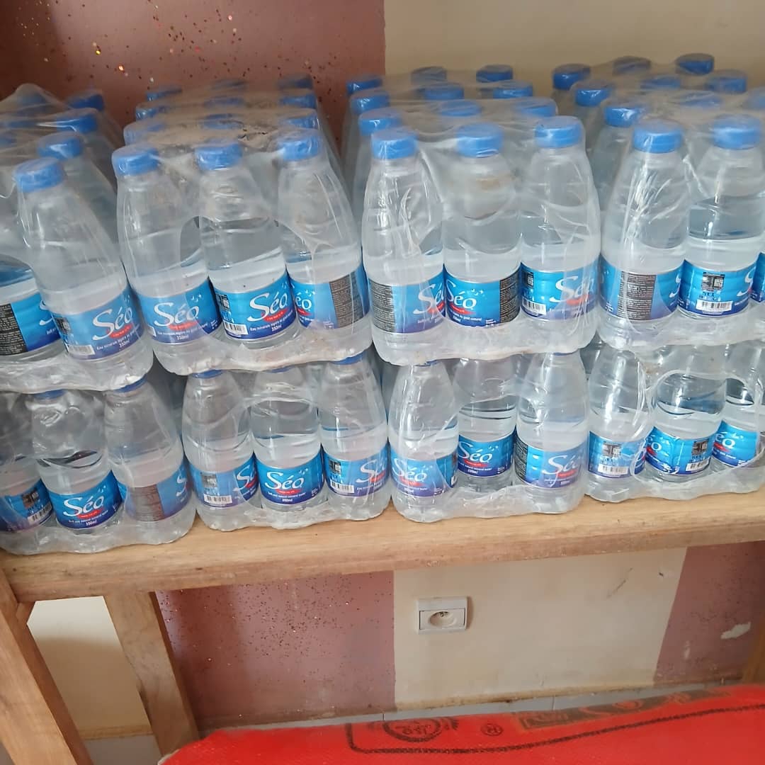 Pack de bouteilles d'eau minérale Séo