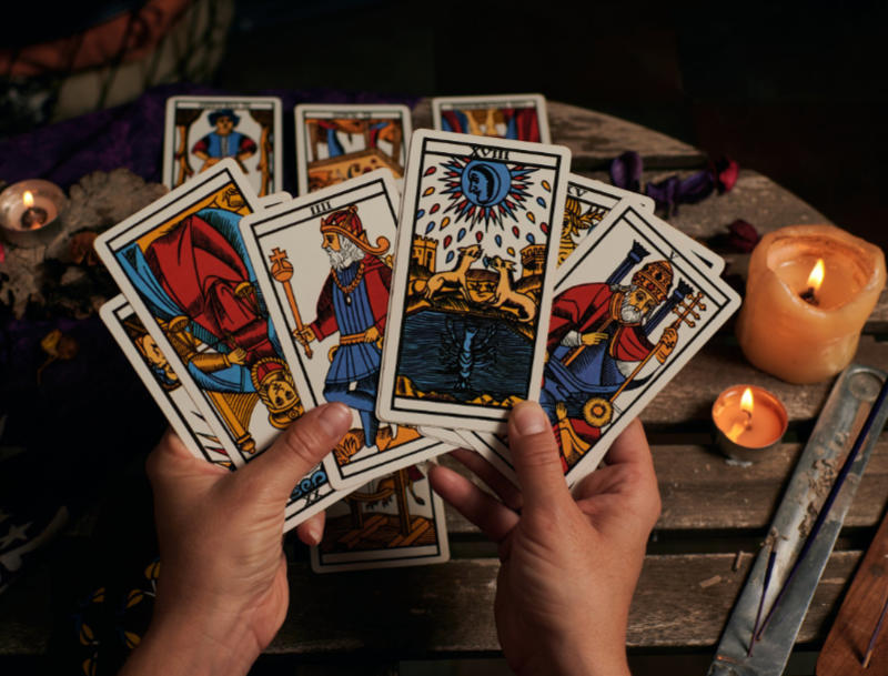 Lectura y Adivinación con Tarot. 60 min.