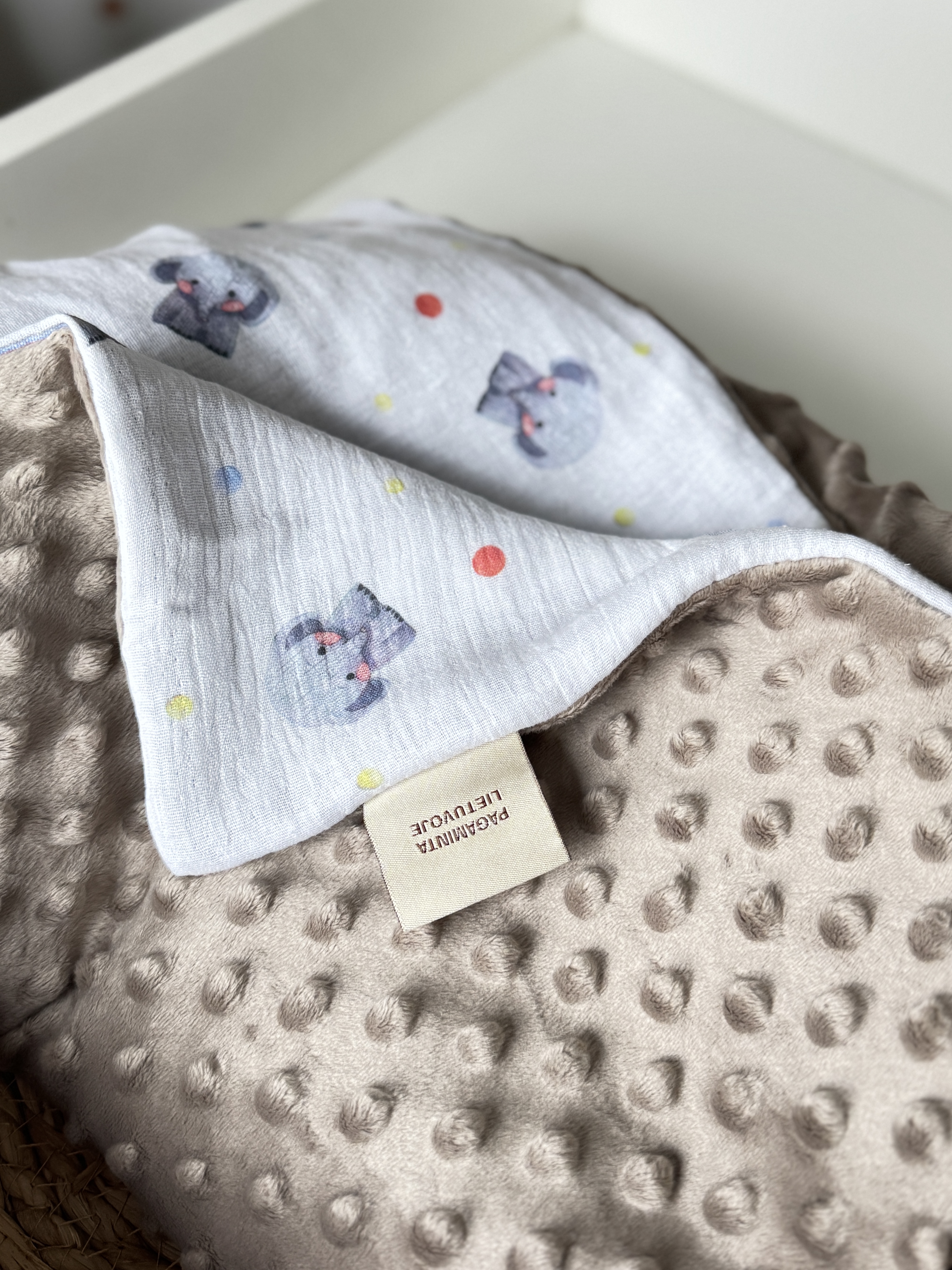 Pledukas kūdikiui | Maži Drambliukai