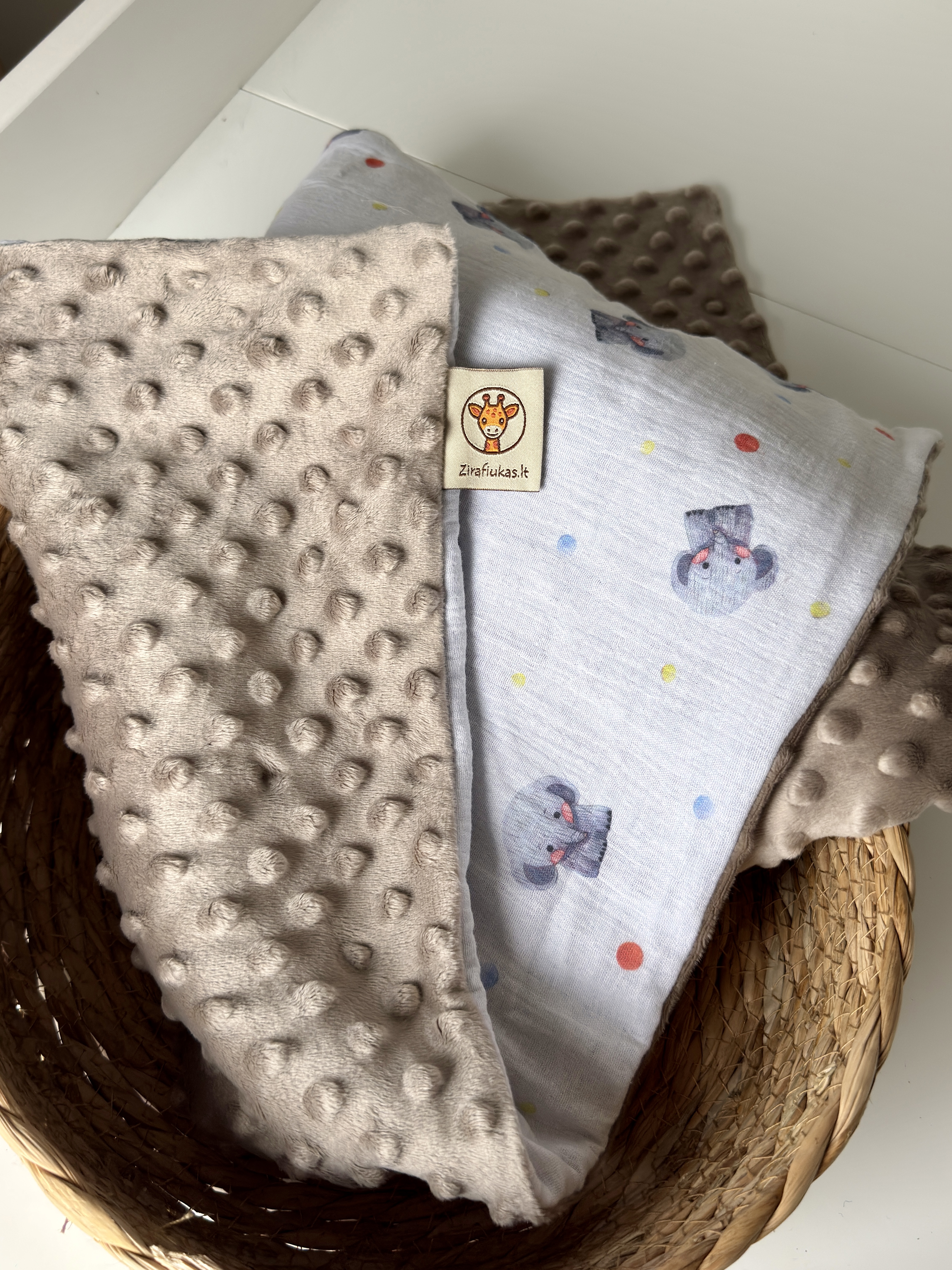 Pledukas kūdikiui | Maži Drambliukai