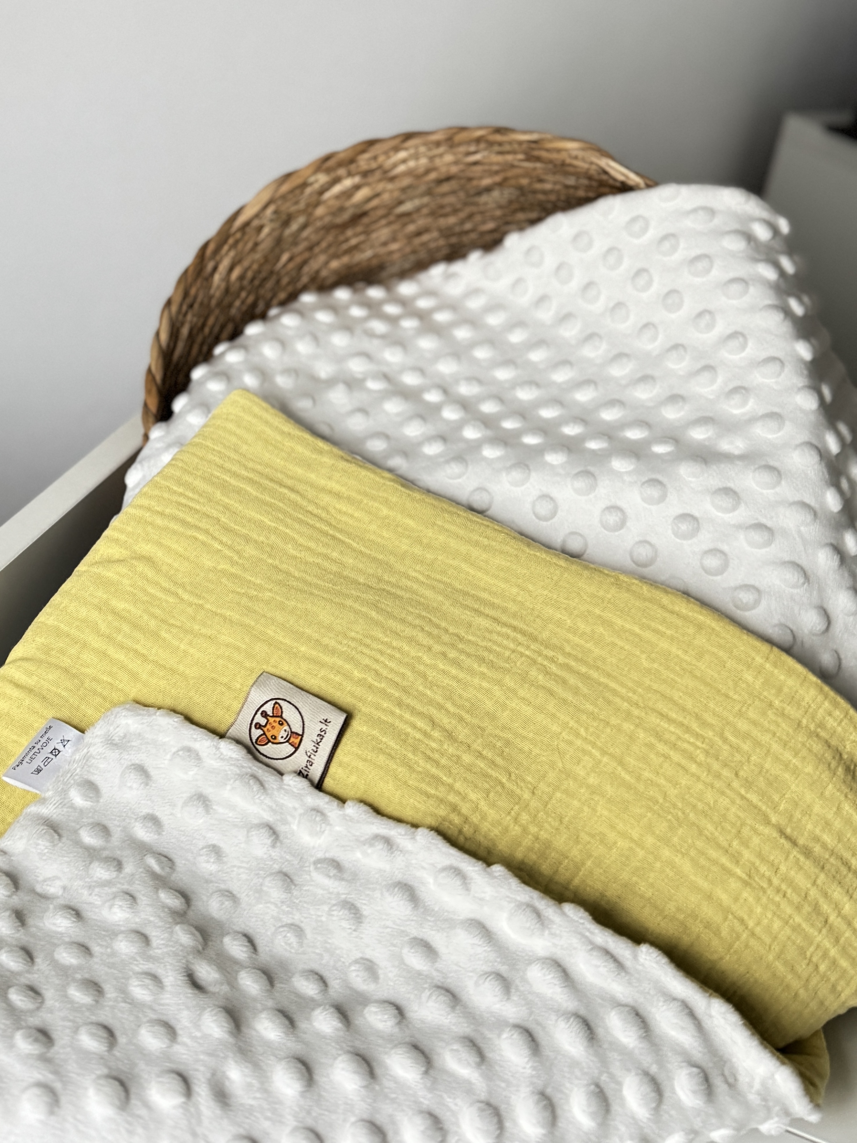 Pledukas kūdikiui | Baltas Melionas