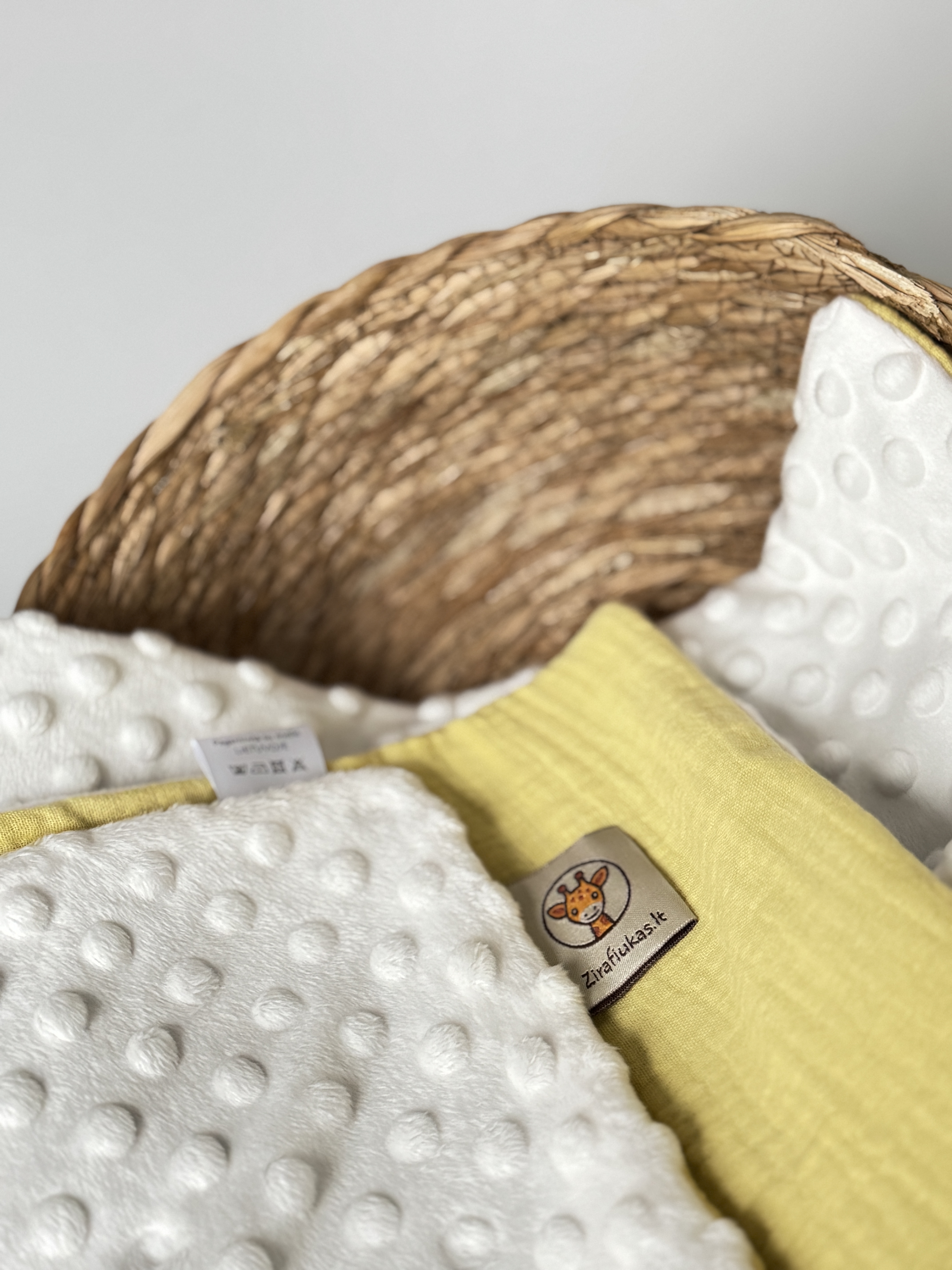 Pledukas kūdikiui | Baltas Melionas