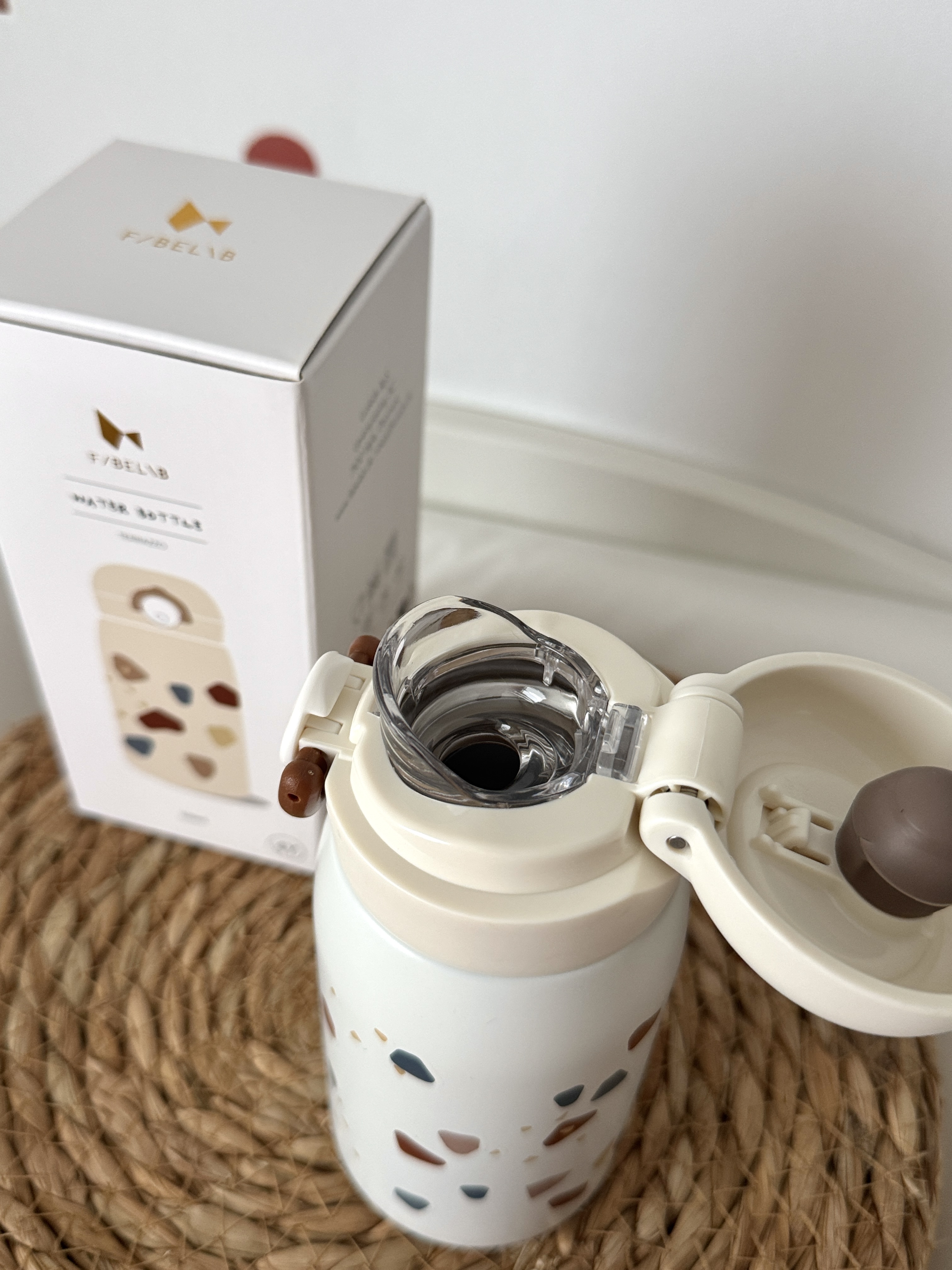 Fabelab gertuvė - termosas | Akmenėliai