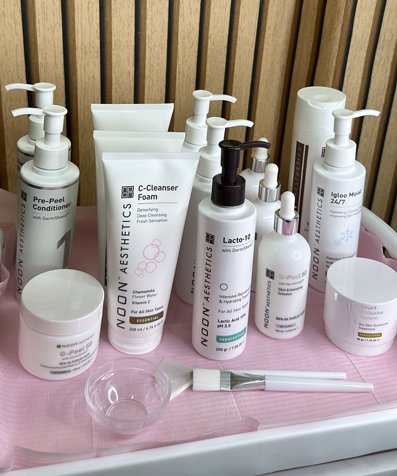 NoonGLOW "DermShield"  (drėkinimui ir atstatymui)