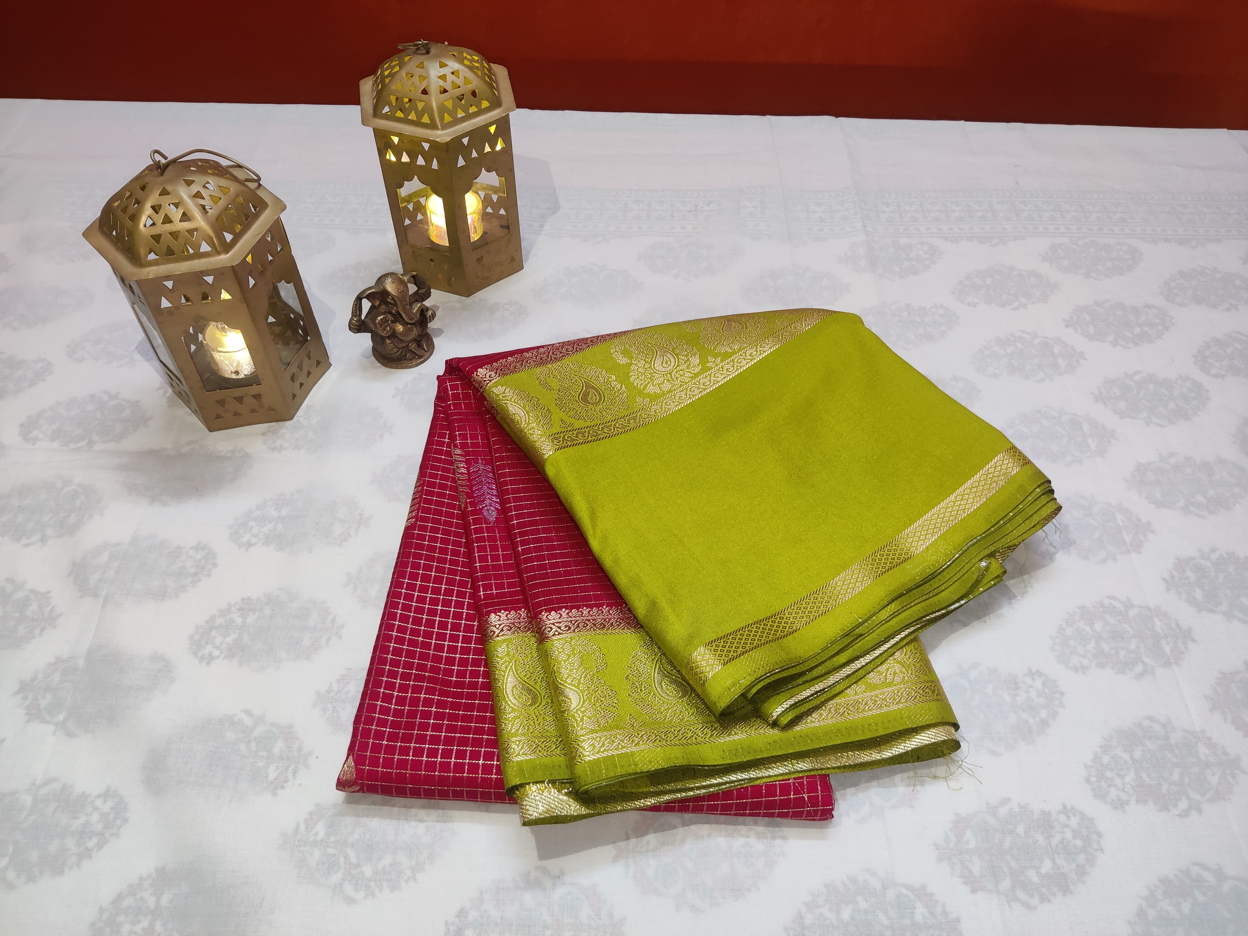 Green Border Spade Checks Designed Saree