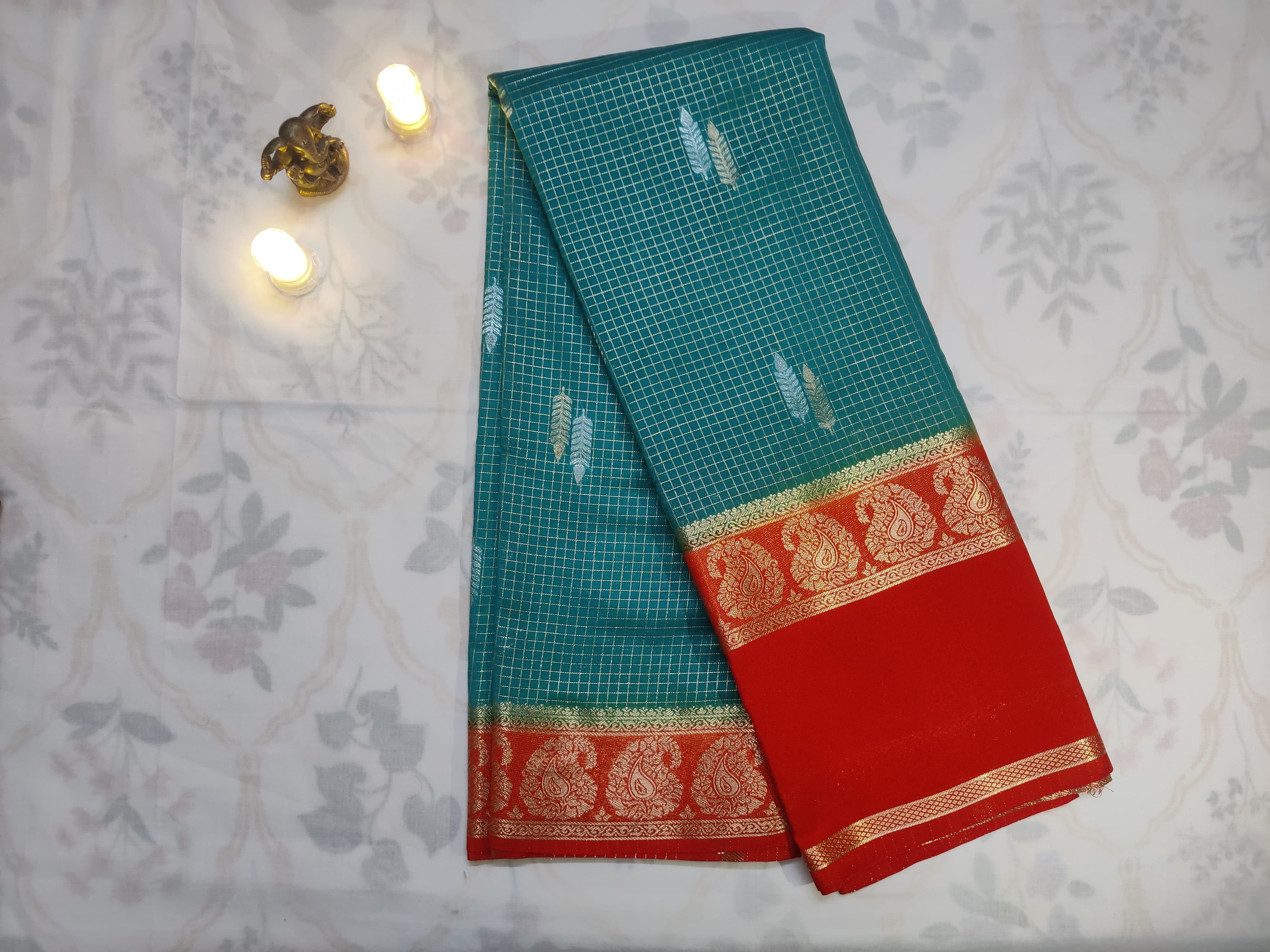 Traditional SPADE Checks Red Border Saree