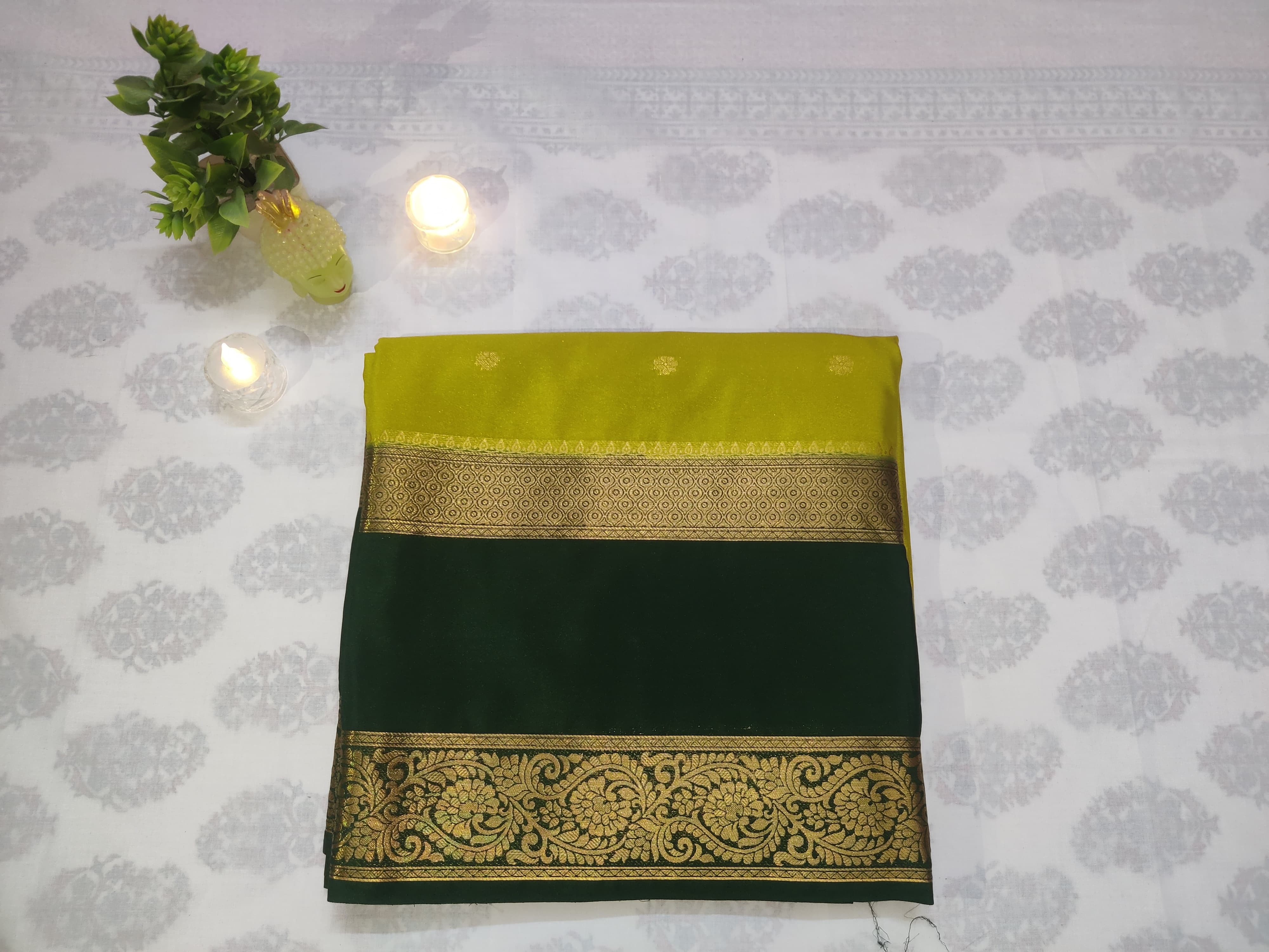 Traditional Green Semi Crepe - ⭐ ANCHOR ANUSHREE Saree ⭐️ 
