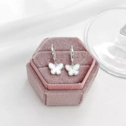 Argola Borboleta Madrepérola