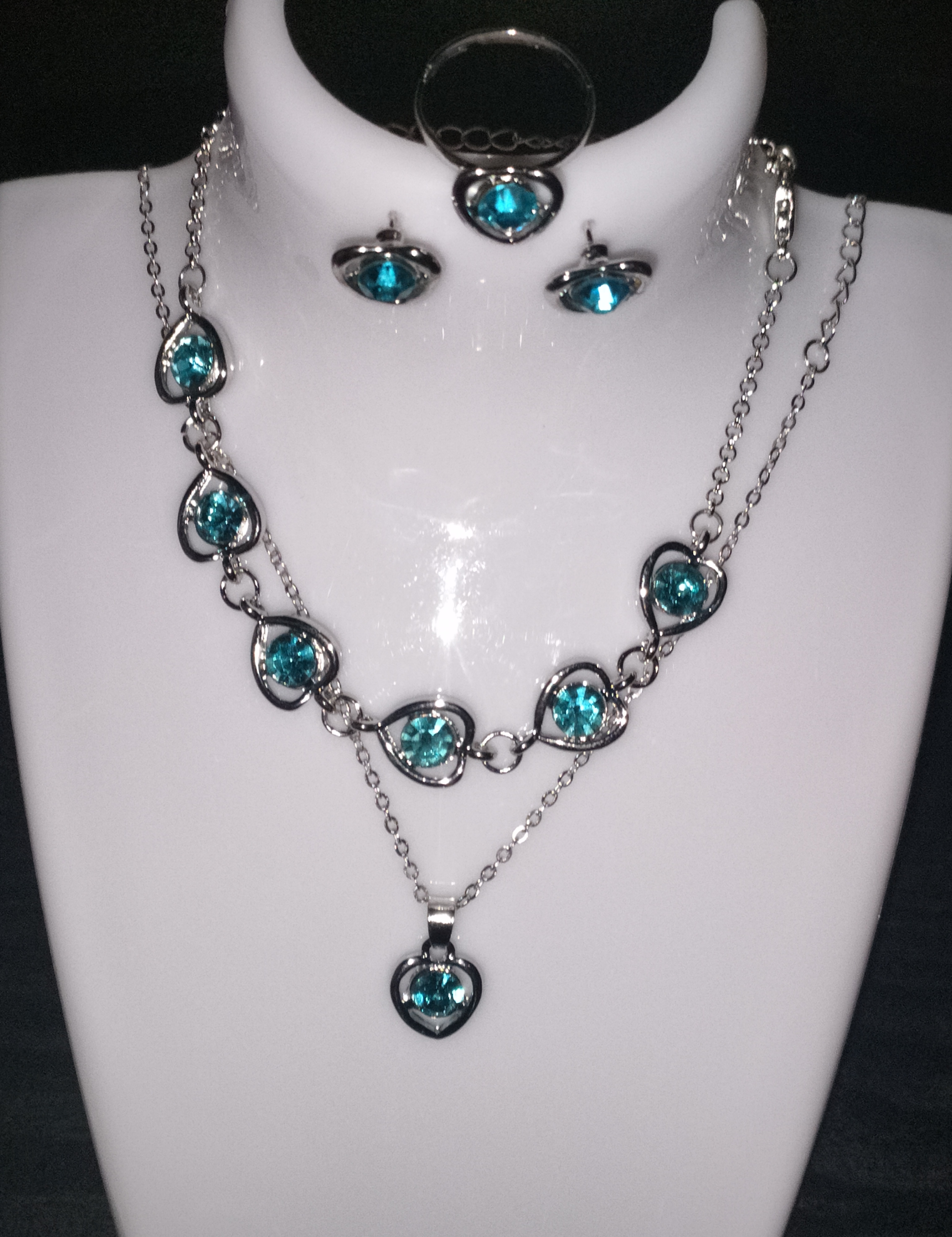 4-Piece Teal/Blue Matching Crystal Heart Jewellery Gift Set