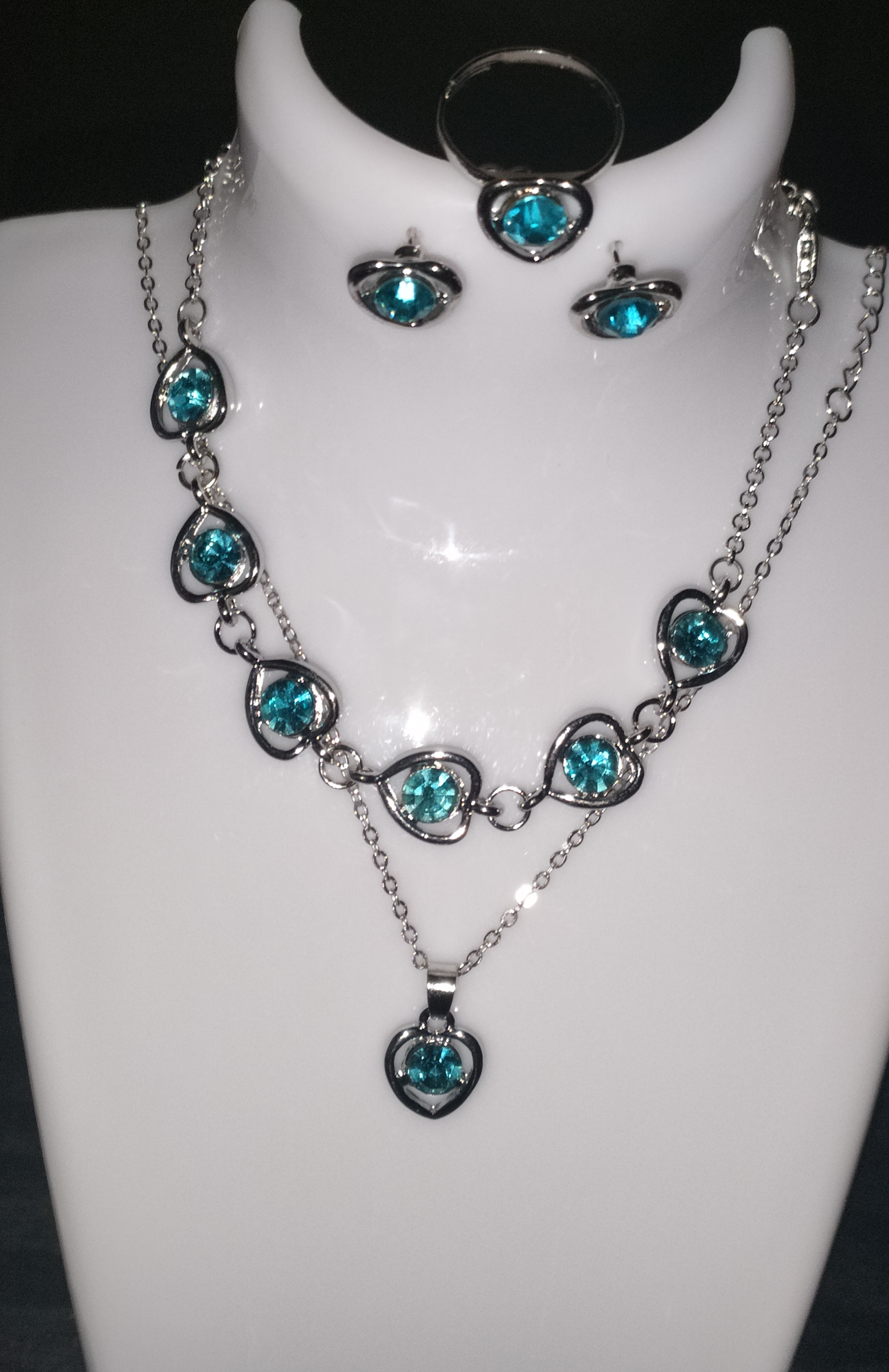 4-Piece Teal/Blue Matching Crystal Heart Jewellery Gift Set