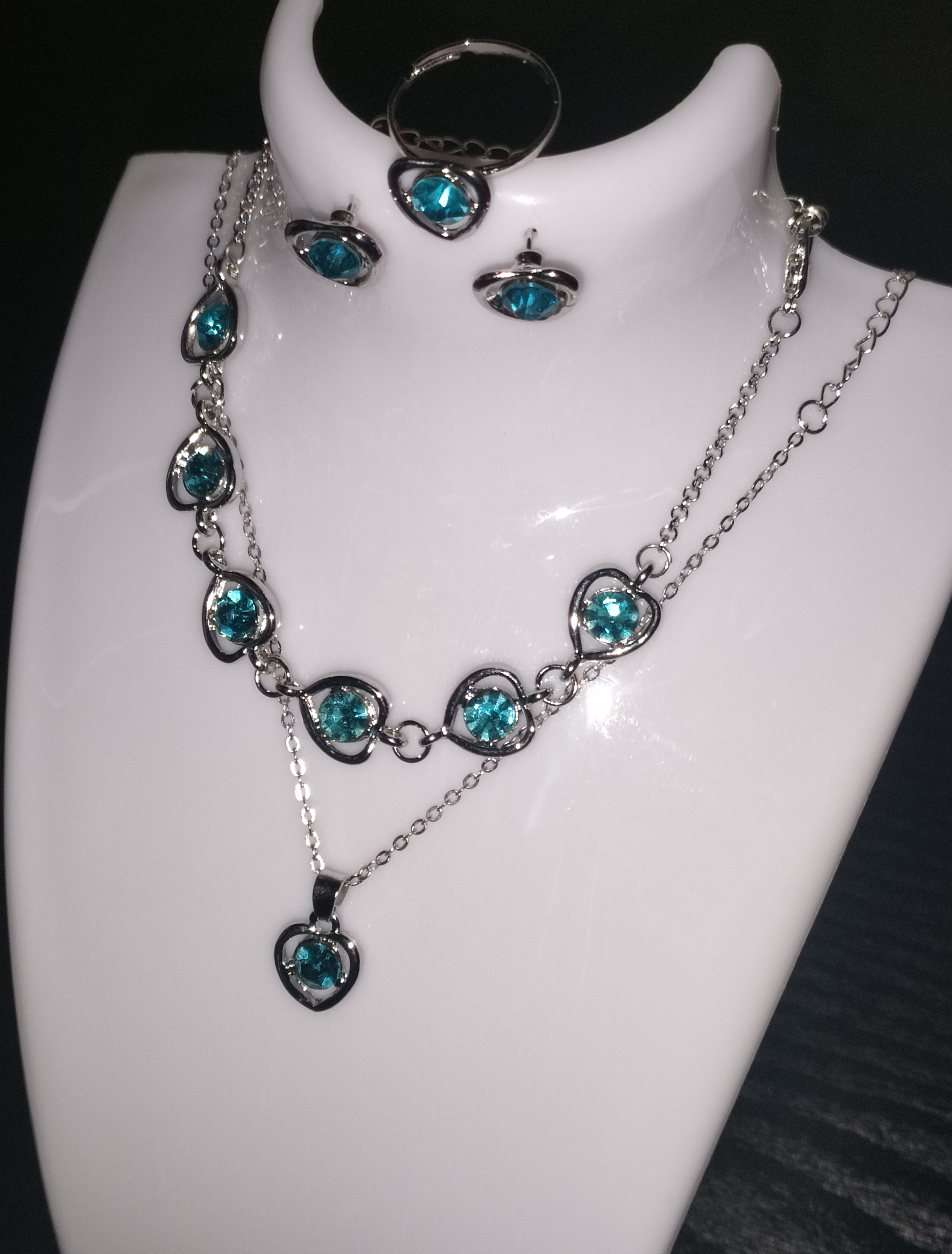 4-Piece Teal/Blue Matching Crystal Heart Jewellery Gift Set