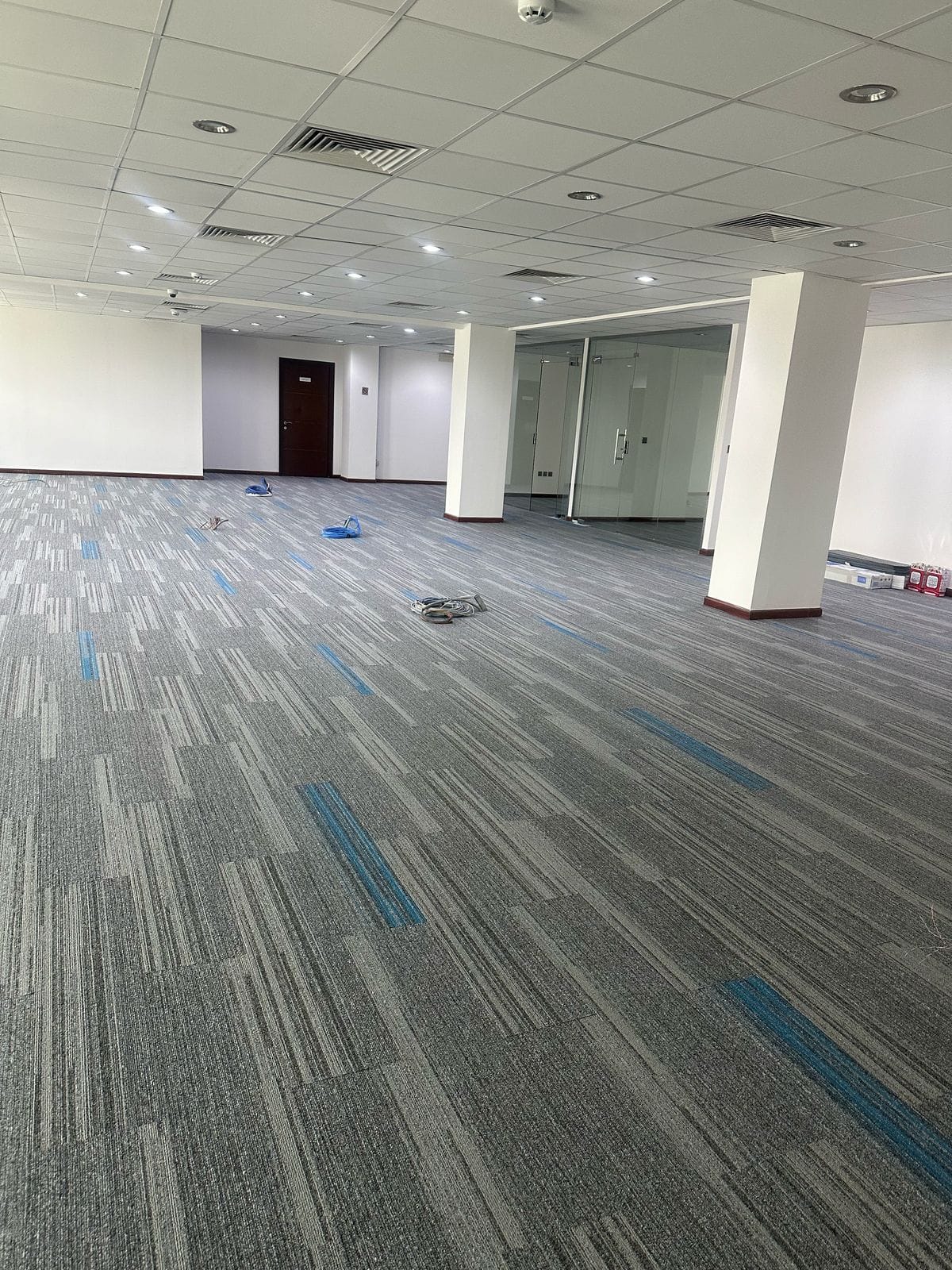 कार्पेटेड ऑफिस स्पेस