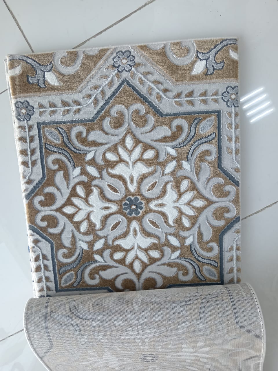 Karpet dekoratiewe patroon